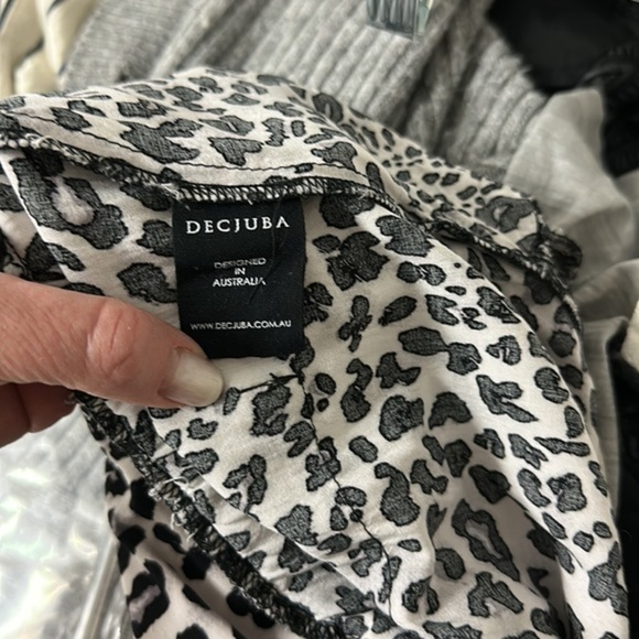 DECJUBA CHEETAH WIDE LEG PANT - SZ L - CHARLOTTE RELAX TROUSER ANIMAL PRINT - Picture 6 of 7